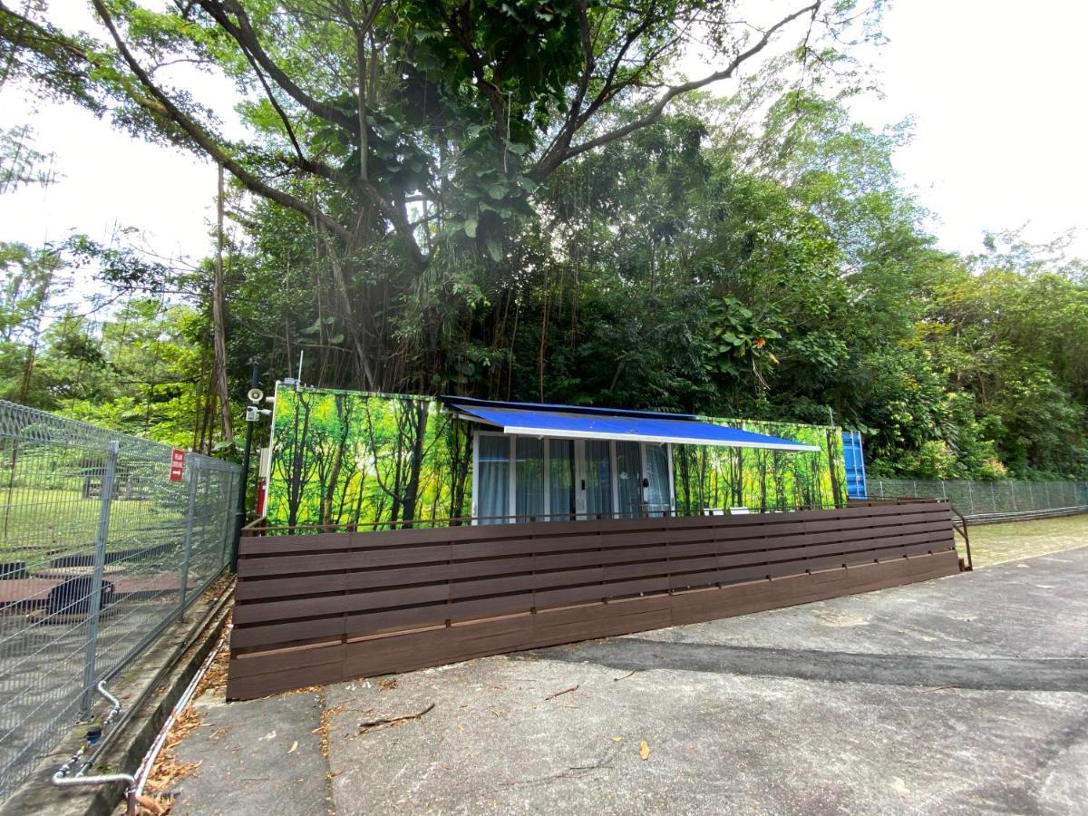 Shipping Container Hotel At Haw Par Villa Googlemap Address 27 Zehnder Road Taxi And Cars Can Only Enter Via Zehnder Road Singapur Exterior foto